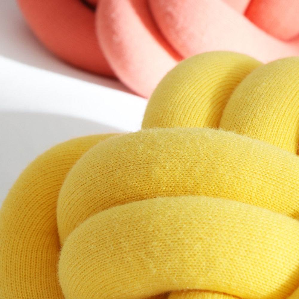 Knotted Sofa Cushion